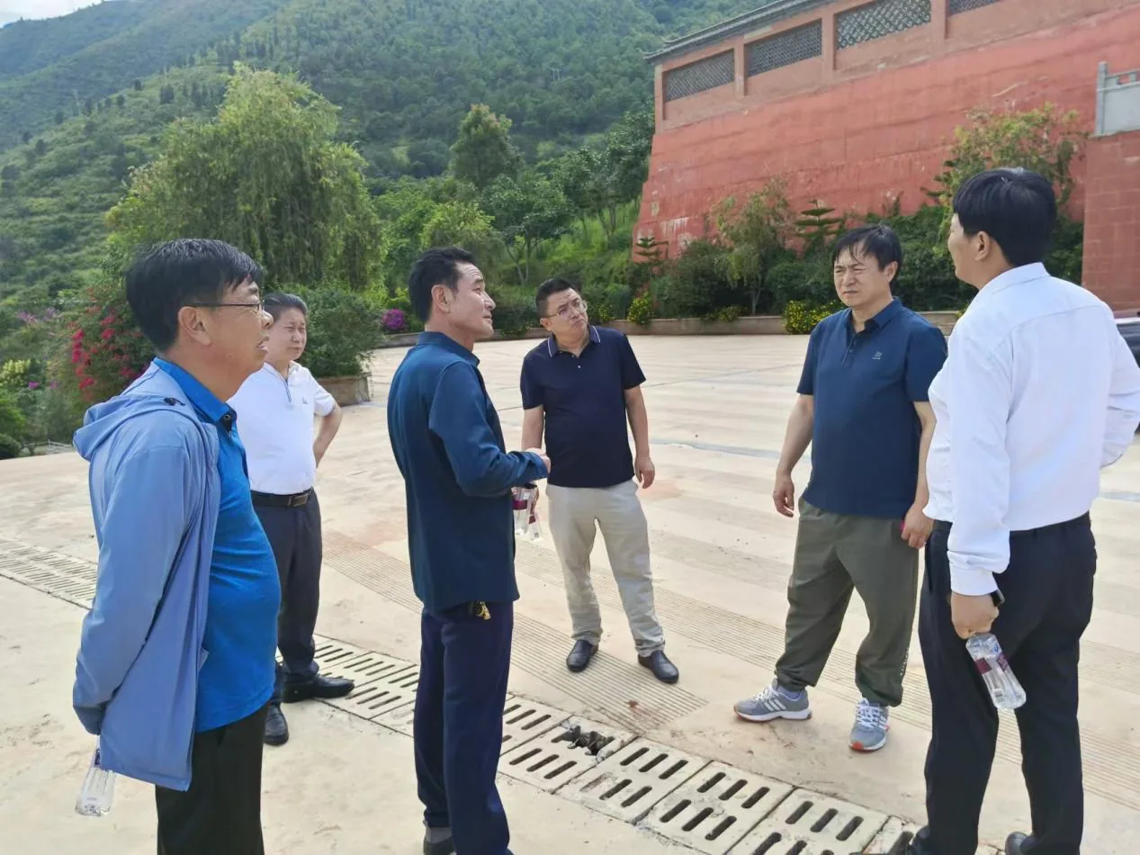 丽江西促会引领国防教育基地资方到程海白云山调研的工作简报原文配图