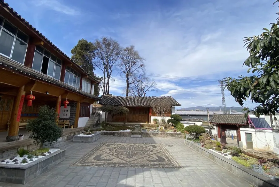 纳西小院。(丽江融媒记者 张小秋 摄)